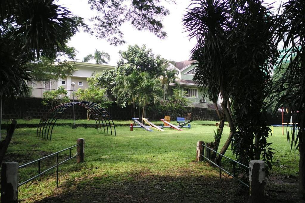 Big House In Quezon City Manila Eksteriør billede